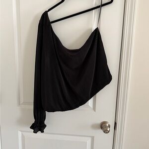 Arula One-Shoulder Black Pleated Blouse